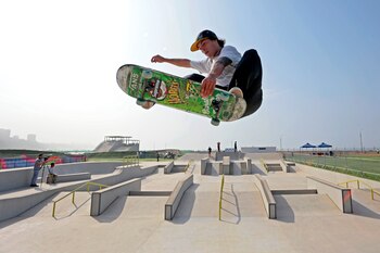 Skateboarding en la Sede Costa