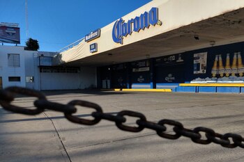 Las fábricas pararon la producción