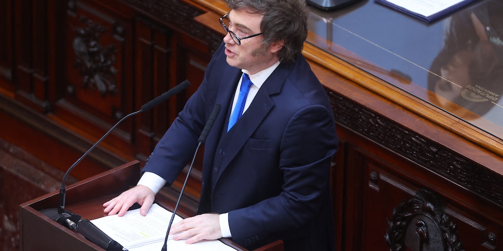 Descoordinaciones, gobernadores rebeldes y el "factor Tini": por qué Milei sufrió un calvario en el Congreso