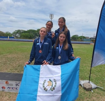 La Federación Deportiva Nacional de Atletismo resaltó el compromiso y la disciplina que sitúan a Guatemala como referente en el desarrollo y formación de talentos atléticos regionales. (Foto cortesía Federación Deportiva Nacional)