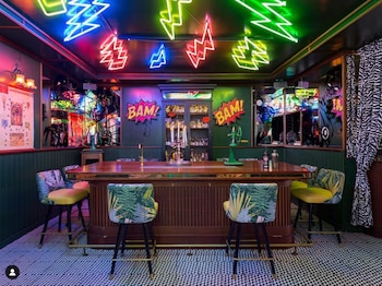 La coctelerías Salmon Guru en