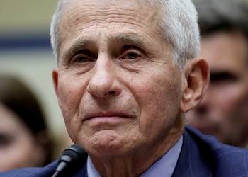 Anthony Fauci afirmó que el NIH no financió investigaciones de ganancia de función en Wuhan y dijo que esos experimentos no pudieron originar el SARS-CoV-2 (REUTERS/Leah Millis/File Photo)