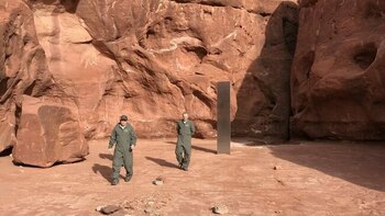 El extraño monolito fue encontrado