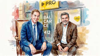 Ilustración acuarela de Diego Santilli (izquierda) y Cristian Ritondo (derecha) sonriendo, sentados, con la fachada del PRO Balcarce 412 de fondo.