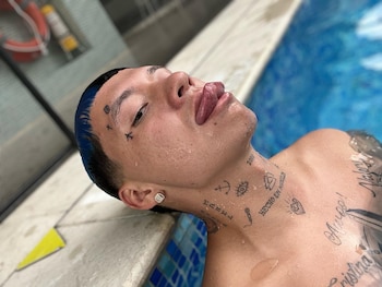 Twitter: @BlessdOficial