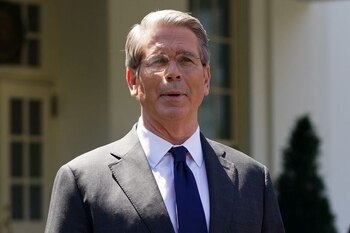 El secretario del Tesoro, Scott