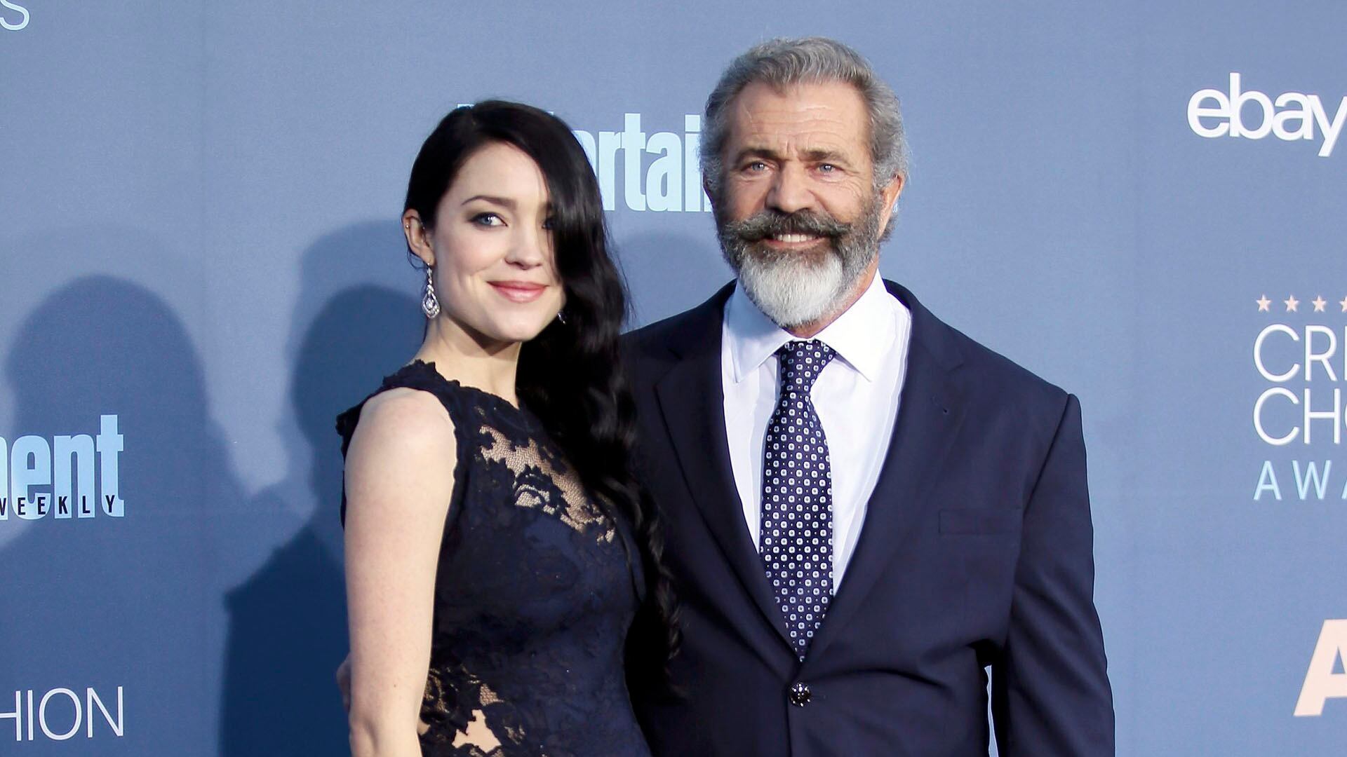 Mel Gibson y Rosalind Ross se separaron en 2025 tras 11 años de relación. (Reuters)