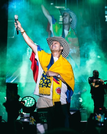 Pipe Bueno estará en tarima