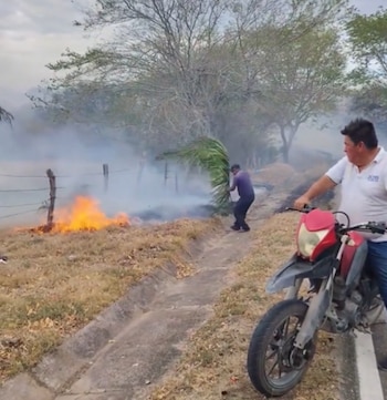 Incendio en Ataco, Tolima - crédito Captura de Video X/El Olfato
