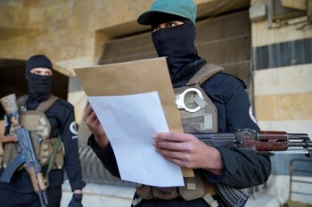 Un rebelde, liderado por el