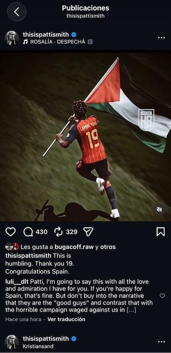 Captura de pantalla de Instagram. Un jugador de fútbol con camiseta naranja y azul, dorsal 19, y nombre Lamine Yamal, sostiene una bandera palestina