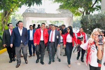 El panista recibió el cobijo de los integrantes del partido tricolor