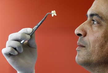 La joven pidió permiso para