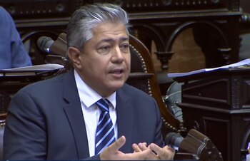 Rolando Figueroa cuestionó "el feudalismo"
