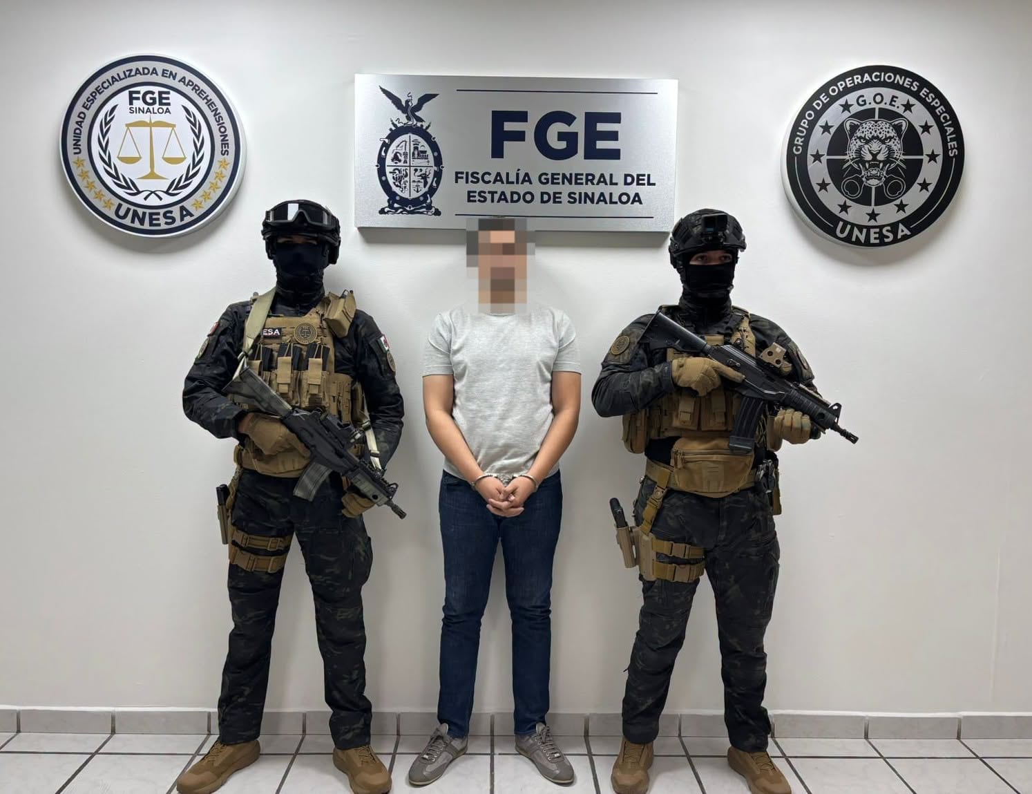 Fue detenido en Sonora y trasladado a Sinaloa. Crédito: FGE Sinaloa