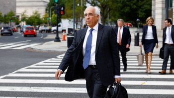 Sigue la batalla legal en