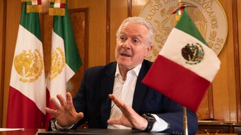 Santiago Creel consiguió 358 mil