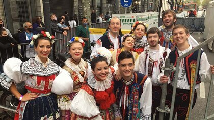 Con danzas típicas, música y sabores de Europa, este domingo la Ciudad celebrará a las colectividades en Avenida de Mayo