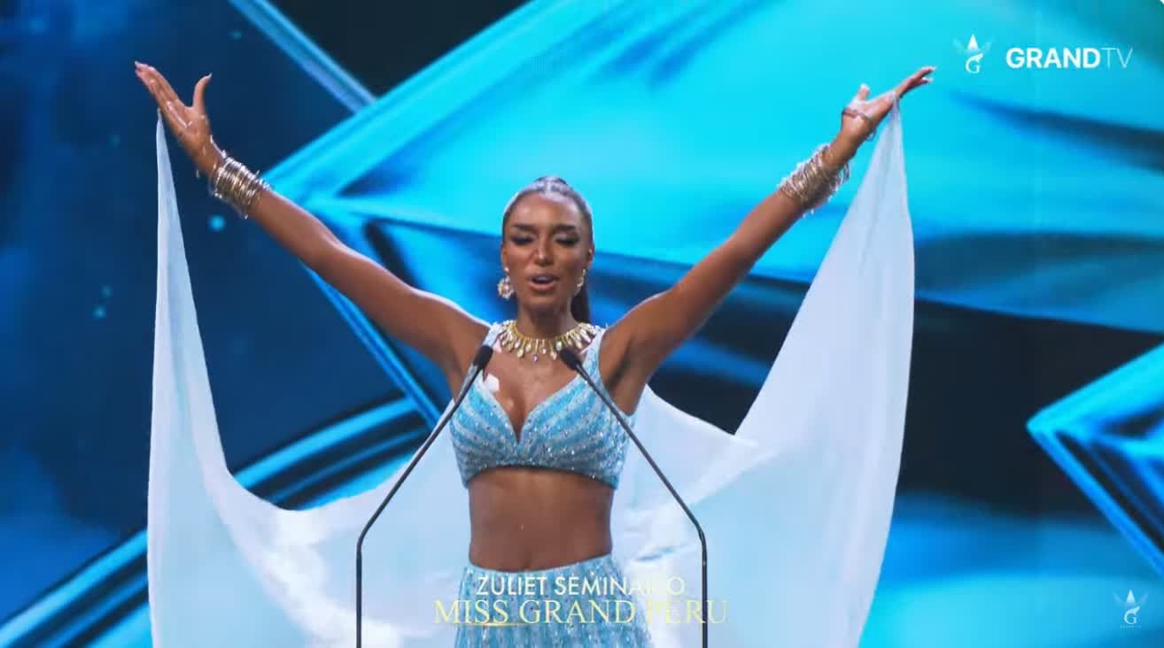 Zuliet Seminario, representante de Perú, realiza su presentación en el escenario del certamen de belleza Miss Grand Internacional. (Miss Grand International 2026)