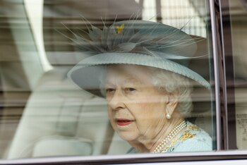 El transporte, sin la carroza