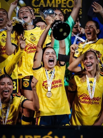 Luego de ganar tres campeonatos en apenas dos meses, las Águilas definieron dónde recibirán a sus rivales en el nuevo campeonato. (X / @AmericaFemenil)
