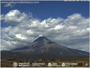 Imagen 1: Volcán Fuego de Colima, 13:31 h (hora local).