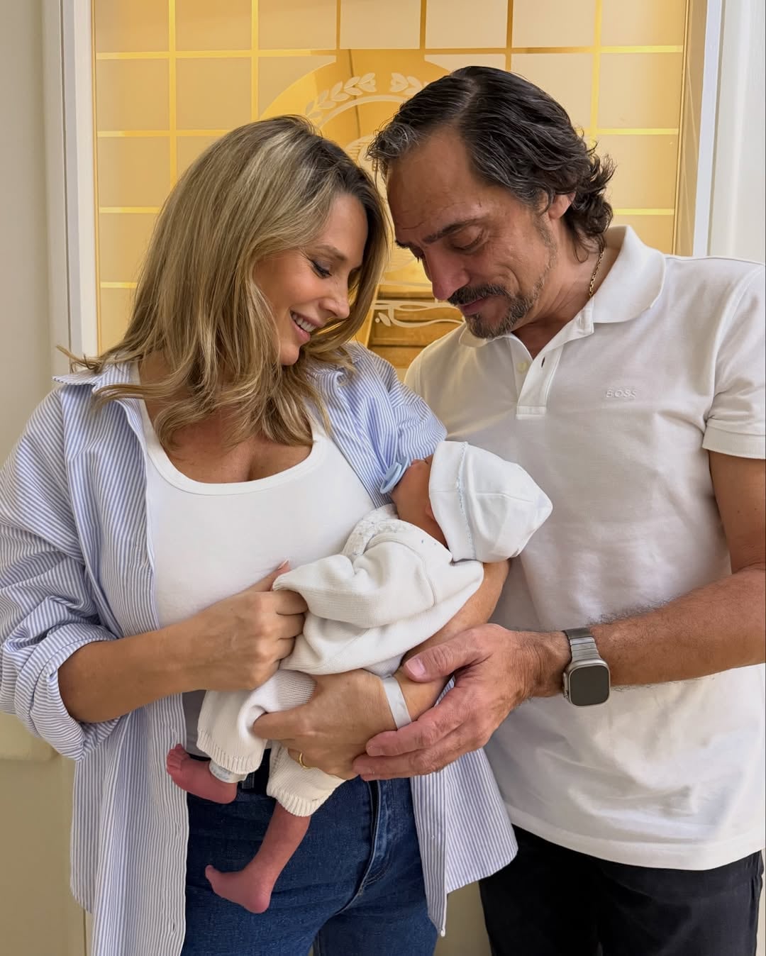 La felicidad de Rocío Marengo al llegar a su casa junto a su hijo Isidro: