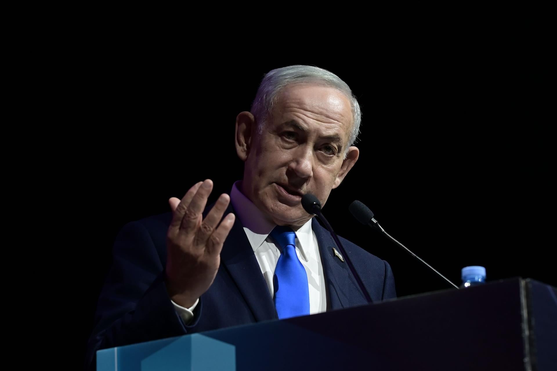 Israel respondió a las restricciones con críticas de Mike Huckabee, pedidos de expulsión del embajador británico y amenazas de cerrar el consulado del Reino Unido en Jerusalén. (EUROPA PRESS/ARCHIVO)