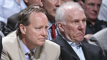 El histórico coach de los San Antonio Spurs, Gregg Popovich, se casó con la ex esposa de su asistente durante 17 años