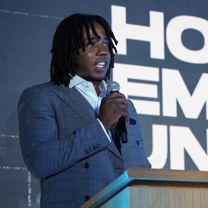 Carlos Sánchez mantiene contacto con algunos jugadores del actual proceso de la selección Colombia - crédito Redes sociales