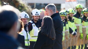 Los reyes visitan a los