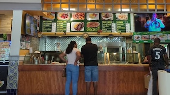 Clausuraron 13 restaurantes en Florida por fallas sanitarias