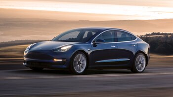 El Tesla Model 3 debió