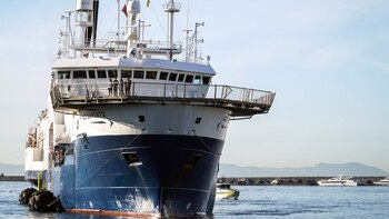 El barco de rescate de