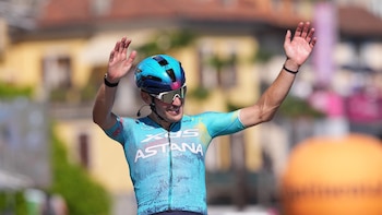 El italiano Bettiol (Astana) se corona en el Giro tras una fuga 'consentida' como antesala de los Alpes