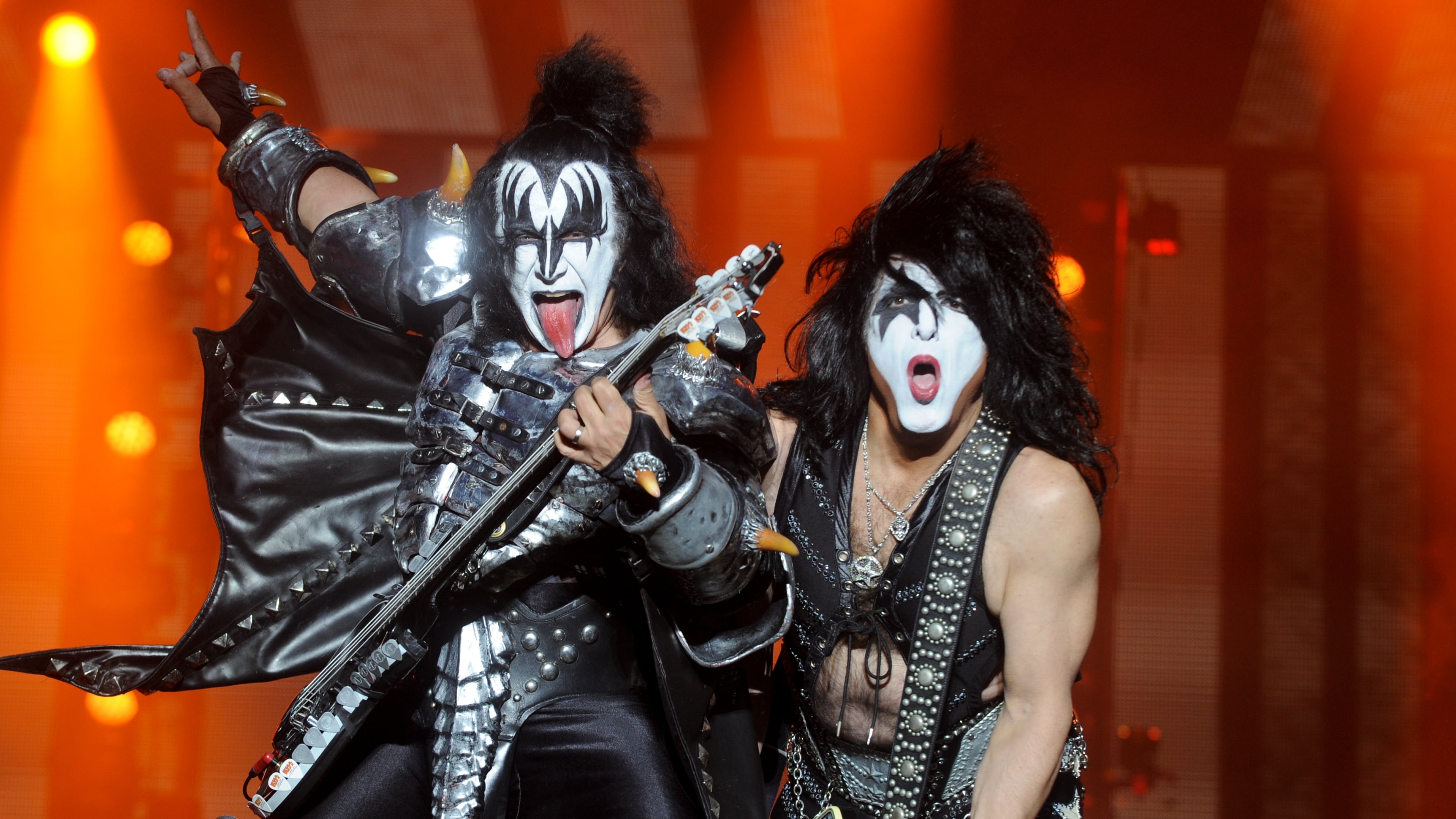 “Cualquiera puede escribir una canción, pero eso no te hace compositor”: la frase con la que Paul Stanley explicó el éxito de KISS