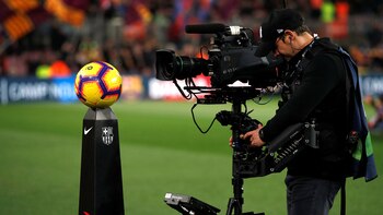 Barcelona v Real Valladolid