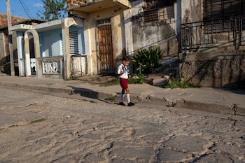La crisis en Cuba a través de una familia que sobrevive con 60 dólares al mes