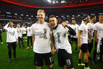 Rafael Santos Borré jugará la final de la UEFA Europa League con su equipo. REUTERS/Kai Pfaffenbach