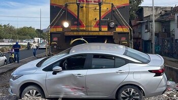 El tren embistió a un