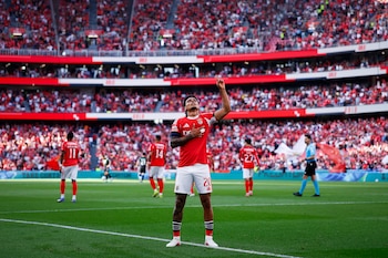 El jugador del Benfica Richard Rios celebra el 2-1 durante el partido de la Liga Portuguesa que han jugado Benfica y Moreirense en Lisboa, Portugal-crédito Filipe Amorim/EFE/EPA