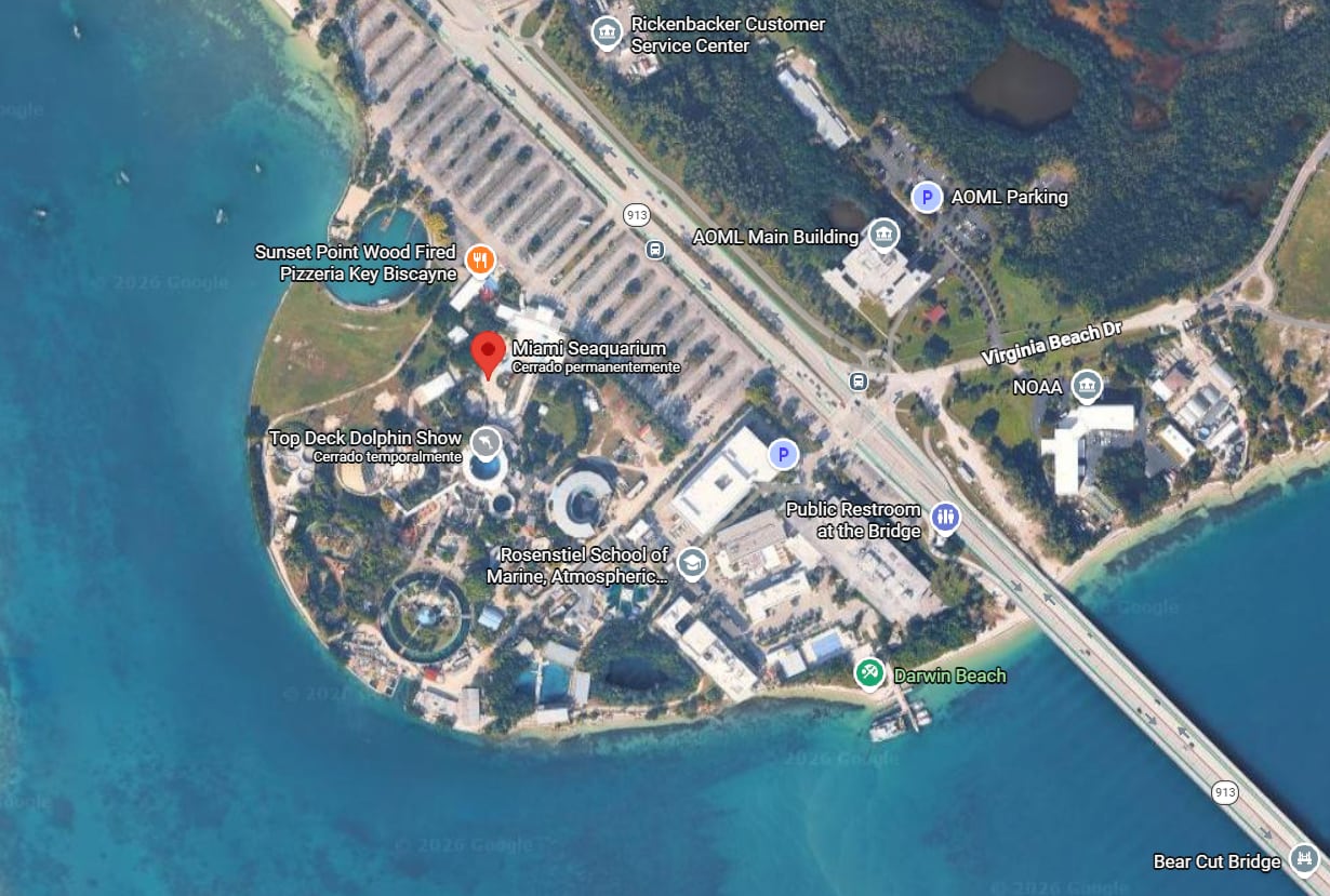 La propuesta en Biscayne Bay incluye casi 90 amarras para yates de más de 24 metros de eslora (Google Maps)