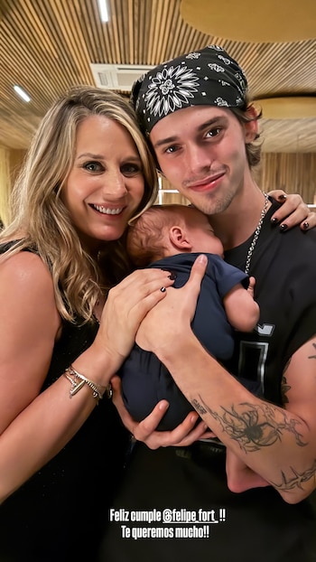 Felipe Fort posa sonriente con