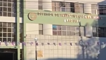 La Policía Nacional desarticuló a la presunta banda criminal Los Ciberfantasmas durante un operativo en el Cercado de Arequipa - Créditos: Captura de pantalla de Exitosa.