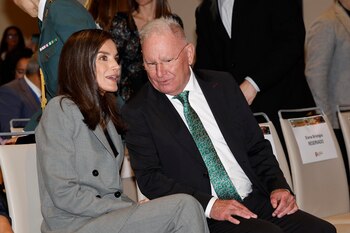 La reina Letizia, junto al