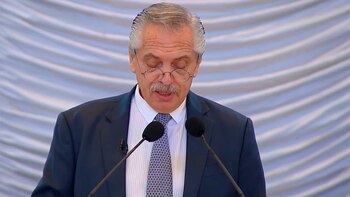 El presidente Alberto Fernández encabeza la Ceremonia de Egreso Conjunto de Oficiales de las Fuerzas Armadas
