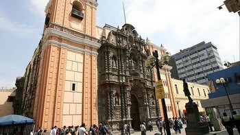 Iglesia de Nuestra Señora de la Merced: Jr. De la Unión cuadra 6. (Tv Perú)