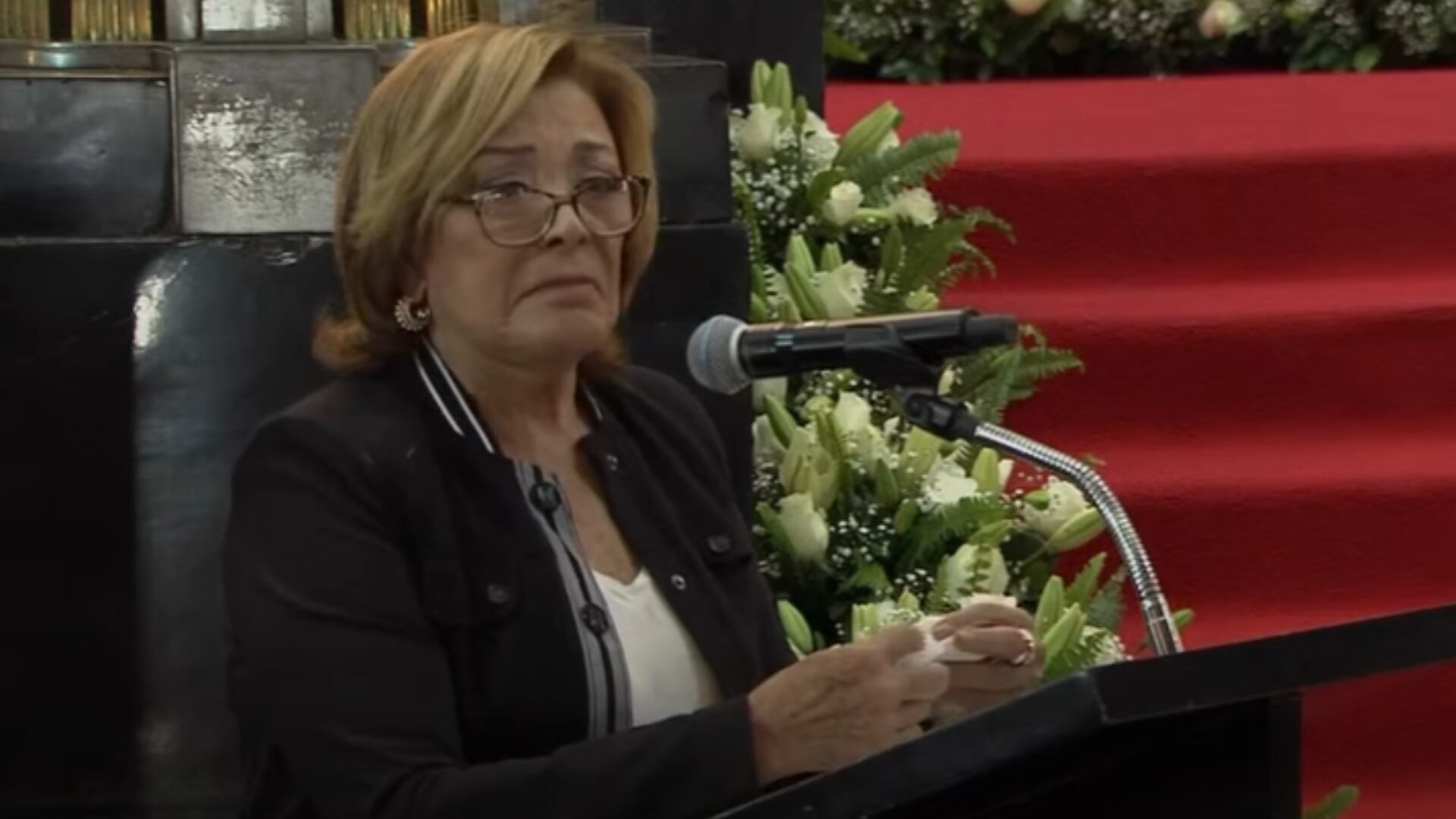 Sylvia Pasquel afirma que la casa cuenta con personal de limpieza y jardinería (Canal 22/Captura)