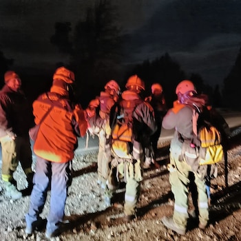 El fiscal ordenó secuestrar la mochila porta bebé para peritajes, la investigación busca determinar cómo se produjo el desprendimiento (Fotos: El Cordillerano)