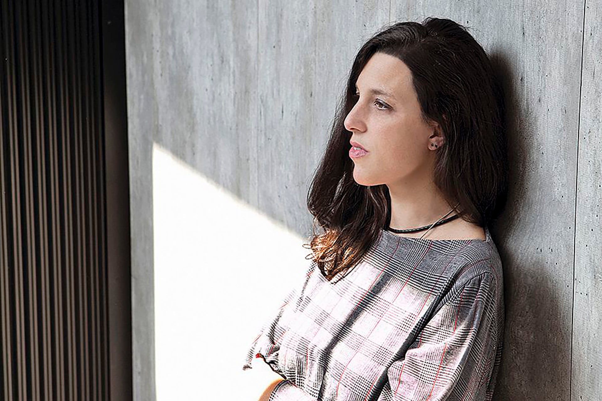 Ariana Harwicz expresó una paradoja: la crítica de escritoras mujeres que participan del festival y el gesto solidario del escritor irlandés John Banville